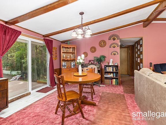 5th image of 11678 Johnson St