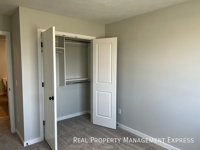 9666 W Tunis Dr — Photo 14