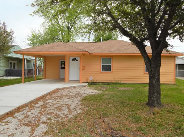 1305 Jennifer Ln, Houston, TX 77029