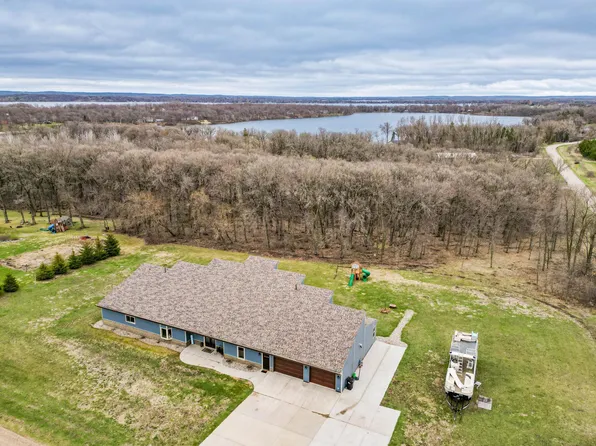 23584 N Fox Lake Ln, Detroit Lakes, MN 56501