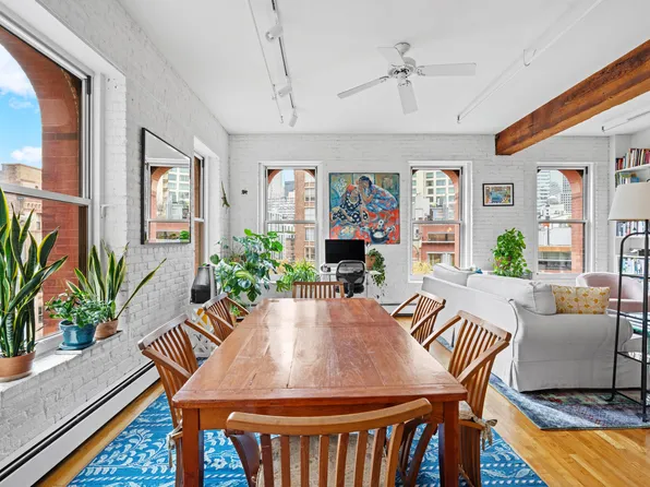 165 Duane Street image 2 of 29