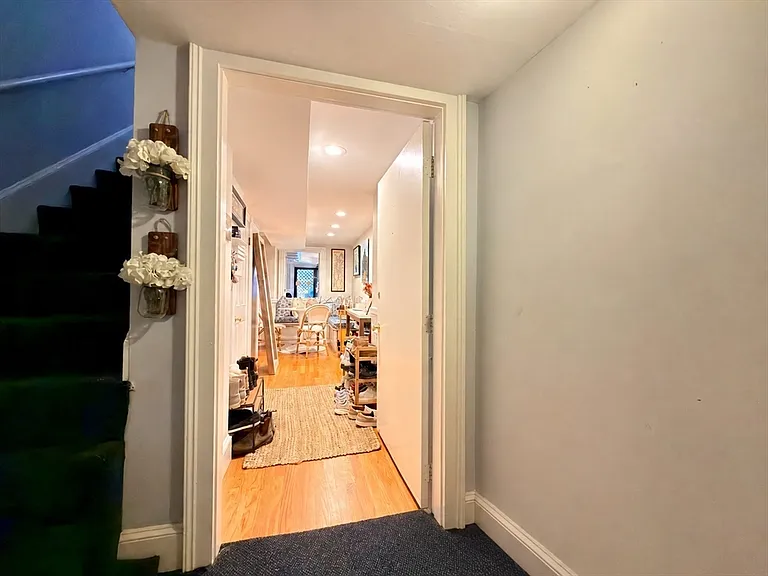 41 Pinckney St #B — Photo 3