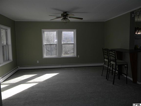 3rd image of 400 Cassell St