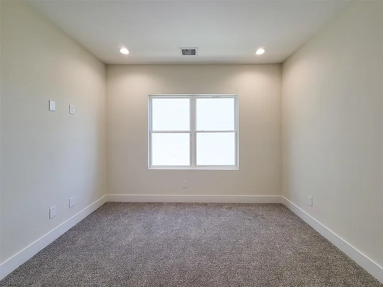 5931 Beall St #A — Photo 29