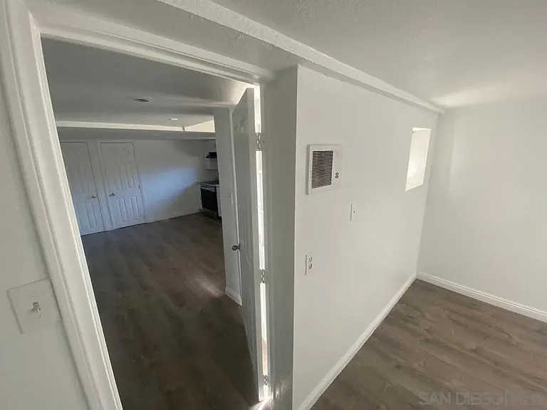 528 N Citrus Ave — Photo 7