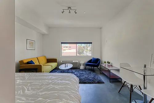 2nd image of 3911 Centre St #401