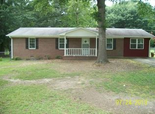 12 Grove Ln, Hampton, GA 30228