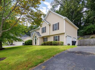 3116 Valley Stream Dr, Roanoke, VA 24014