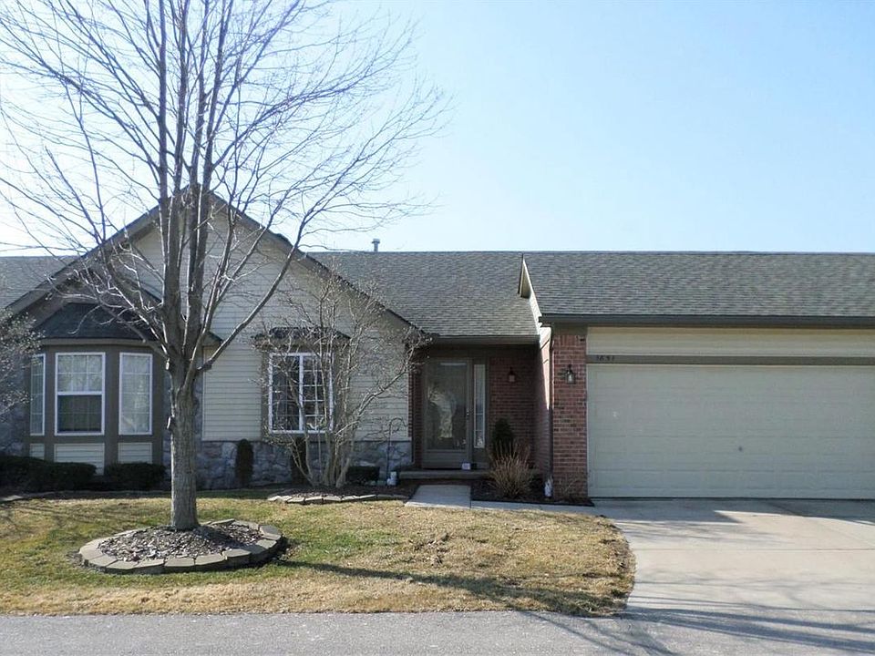 1st image of 1851 Wexford Cir