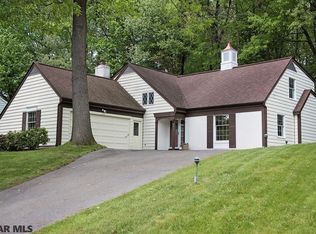 661 Devonshire Dr, State College, PA 16803