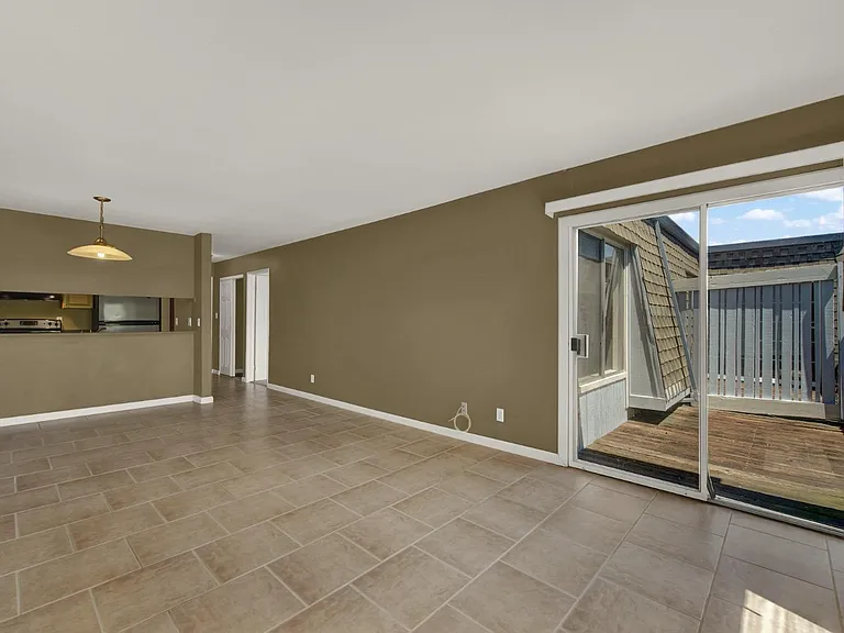 1457 N Camino Alto #318 — Photo 11