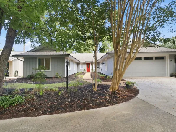 2 Wood Thrush Ct, Hilton Head Island, SC 29926
