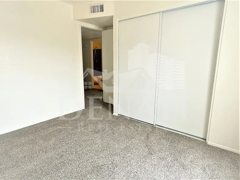 4441 E Wood St — Photo 12