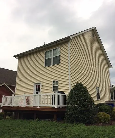 334 Courtney Cir — Photo 3