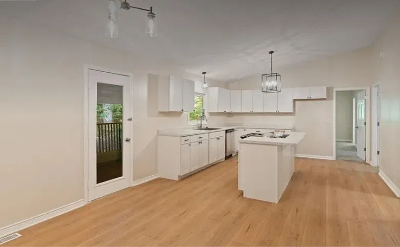 2 bed, 1250 sqft, $1,595 — Photo 1