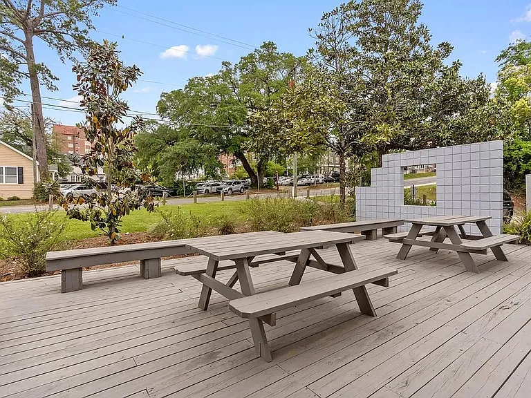 815 W Pensacola St #7 — Photo 29