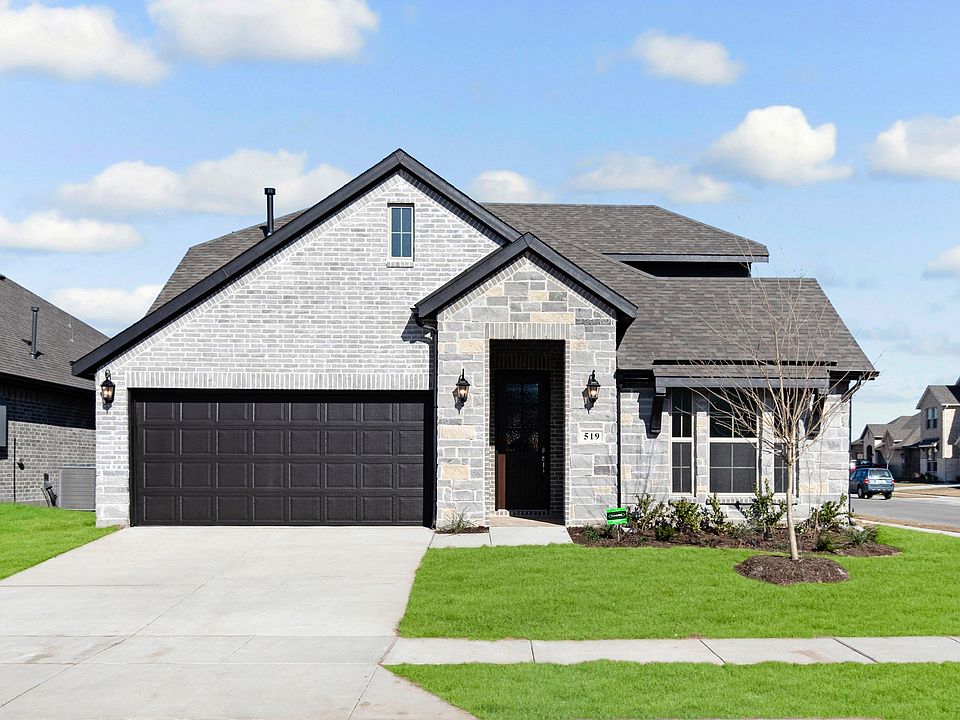 1st image of 519 Bradley Dr