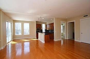 2nd image of 1738 Franklin St #2E