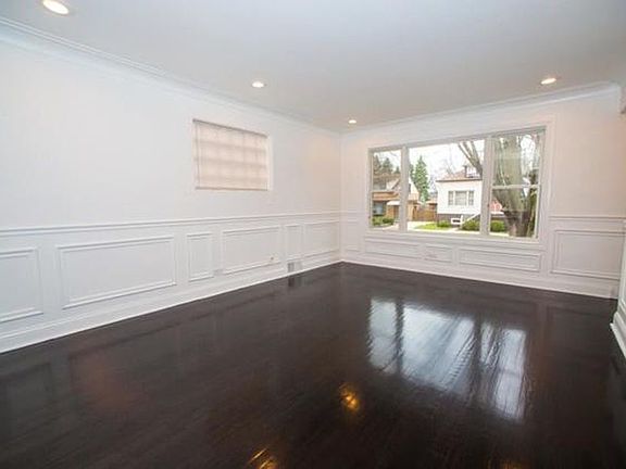 2nd image of 3531 Clarence Ave #0