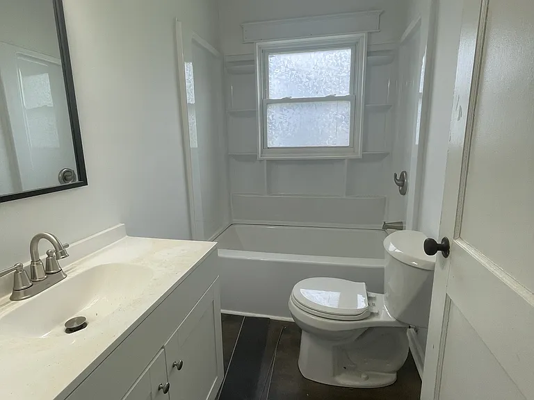 2518 Morson St — Photo 9