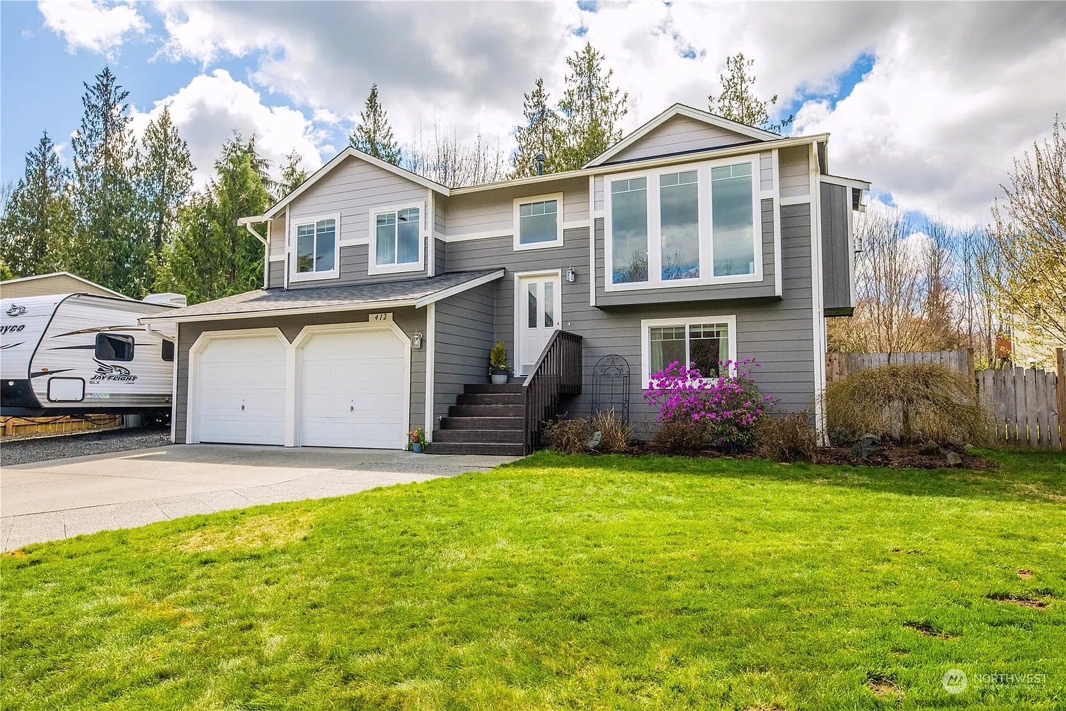 412 Stilley Way photo 1