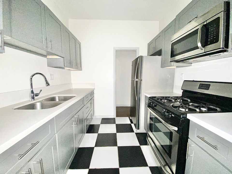 1st image of 808 S Hobart Blvd #103