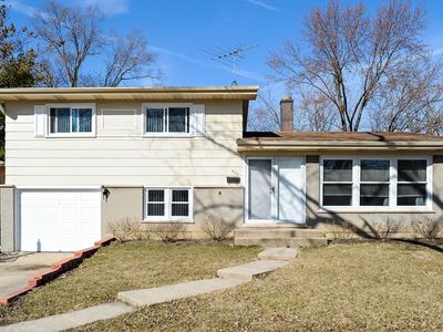 920 Valley Stream Dr, Wheeling, IL, 60090