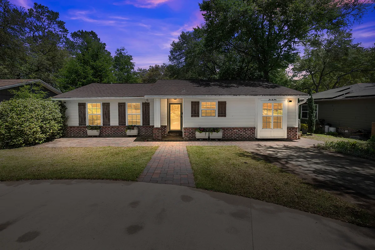 Building Photo - 419 Morningbird Ct