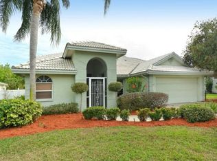 7318 52nd Dr E, Bradenton, FL 34203