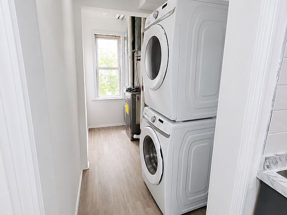 5th image of 19 Court St APT 2