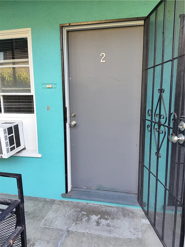 1 bed, 800 sqft, $2,150 — Photo 2