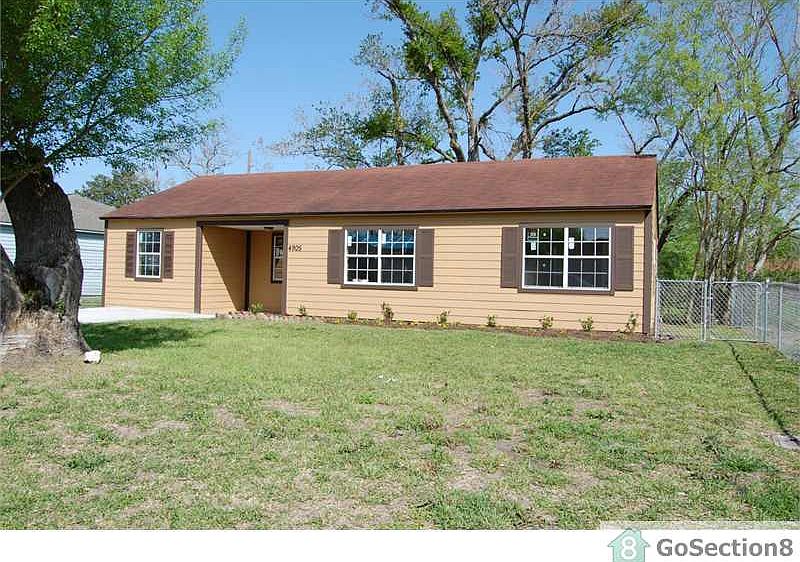 1st image of 4905 Meadow Park Dr