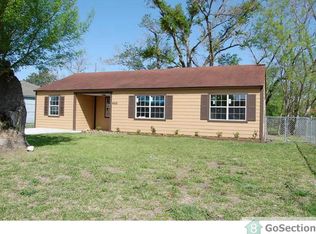 4905 Meadow Park Dr, Houston, TX 77048