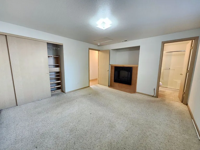 9704 Welsh Dr — Photo 7