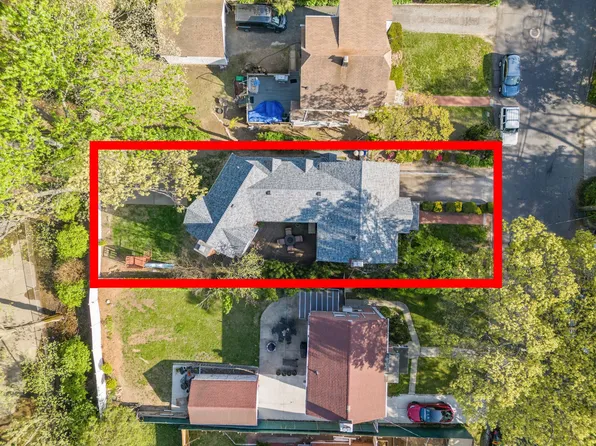 86-49 Dunton Street image 3 of 29