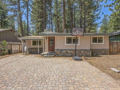1220 Reno Ave, South Lake Tahoe, CA, 96150