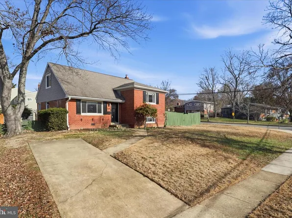 5201 Richenbacher Ave, Alexandria, VA 22304