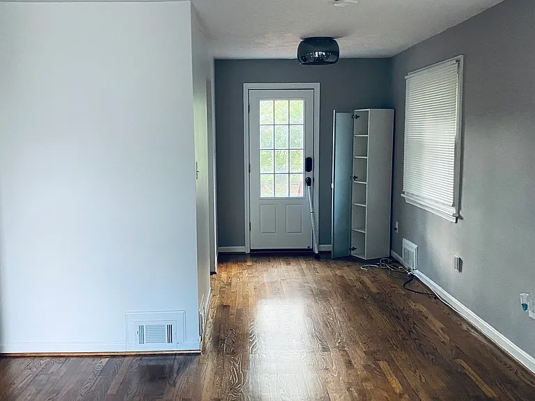 6802 Radcliffe Dr — Photo 8