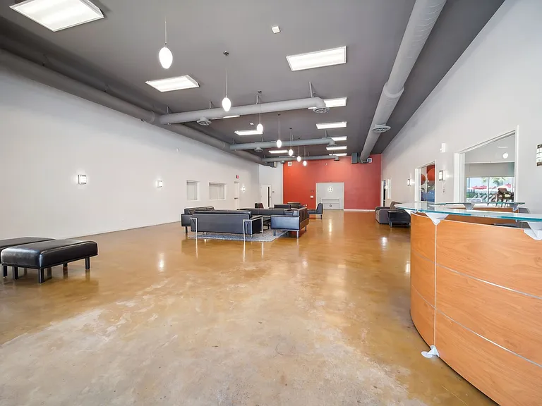 The Rose Apartments — Photo 11