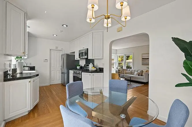 752 Laurel Ave — Photo 10