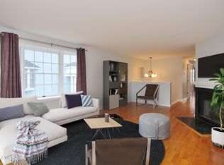 41 Alexander St #B, Greenwich, CT 06830