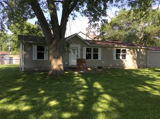 501 N Enterprise St, Tuscola, IL 61953