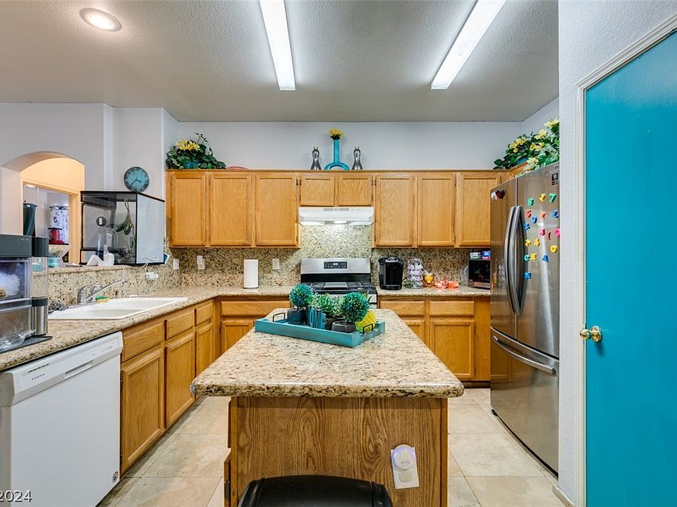1st image of 2501 Blue Aloe Ct