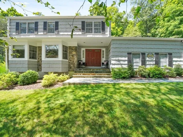 1 Harrison Drive, Cortlandt Manor, NY 10567