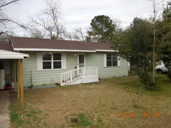 502 E Jackson St, West Columbia, TX 77486