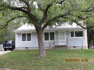 1802 Rockhill Rd, Manhattan, KS 66502