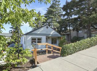 231 W 16th St, The Dalles, OR