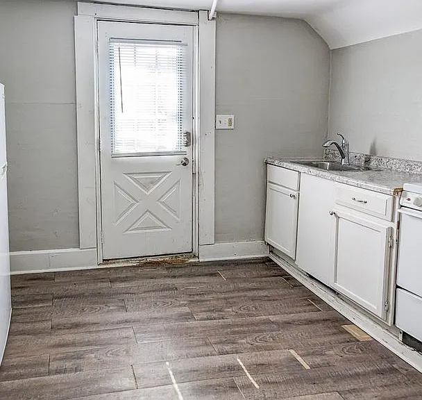2405 W Jackson St. (Wynn Funds LLC) — Photo 9