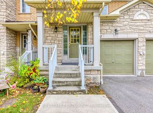 5260 McFarren Blvd #102, Mississauga, ON L5M 7J2