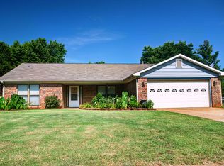 10304 Kipling Dr SW, Huntsville, AL 35803